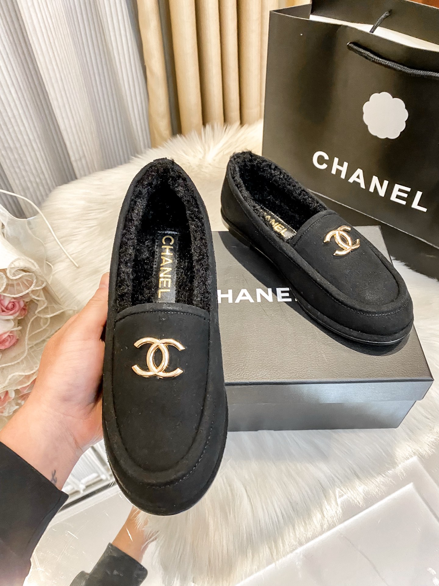 Loafers, slip-on shoes, casual shoes