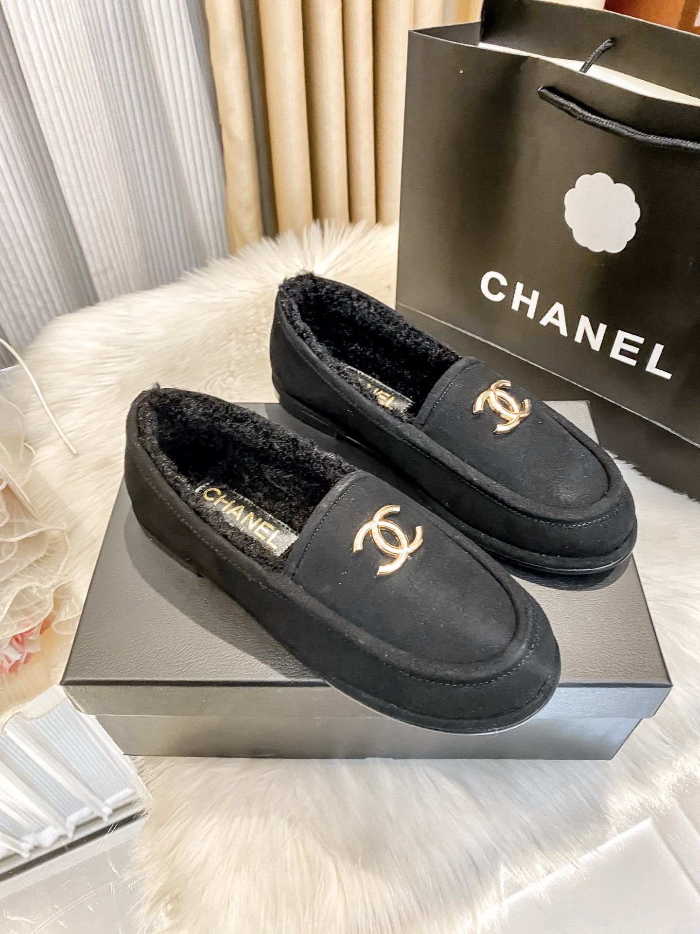 Loafers, slip-on shoes, casual shoes