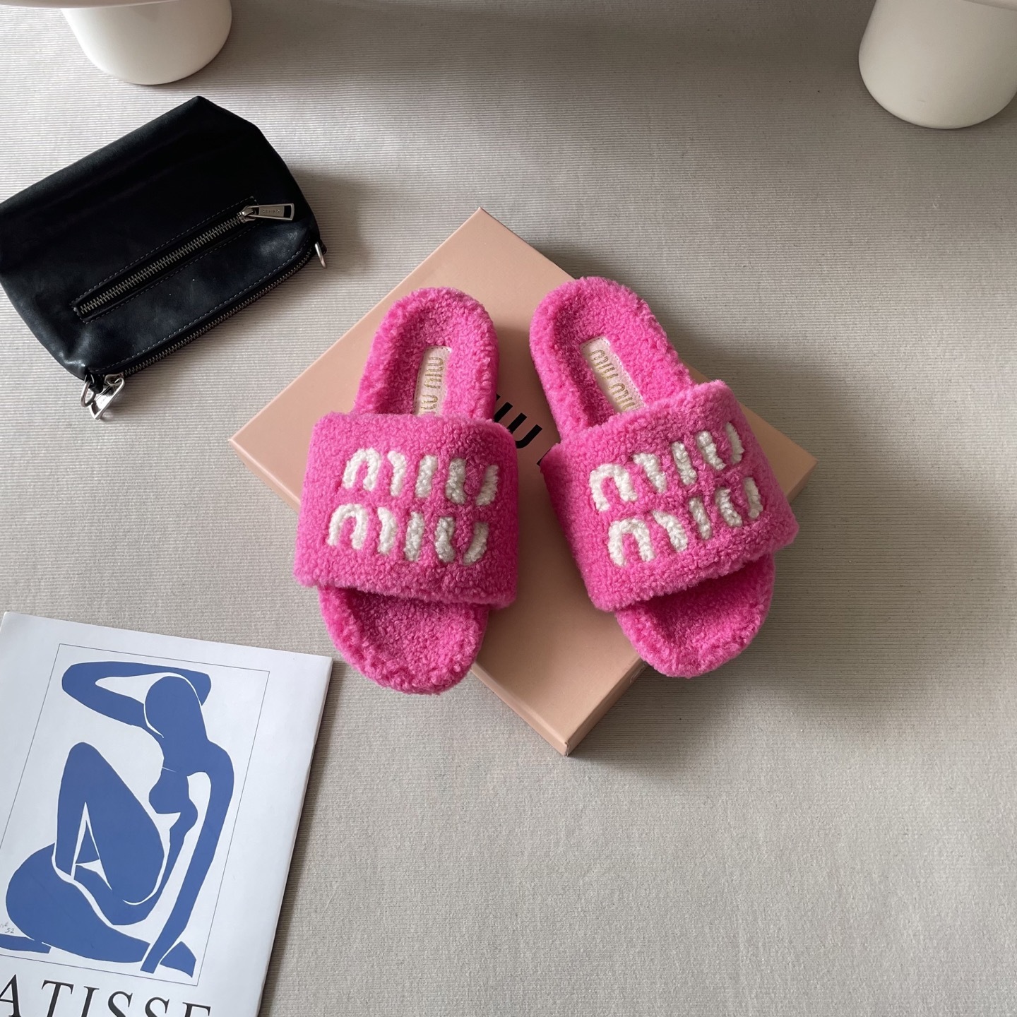 Letter-patterned furry shoes