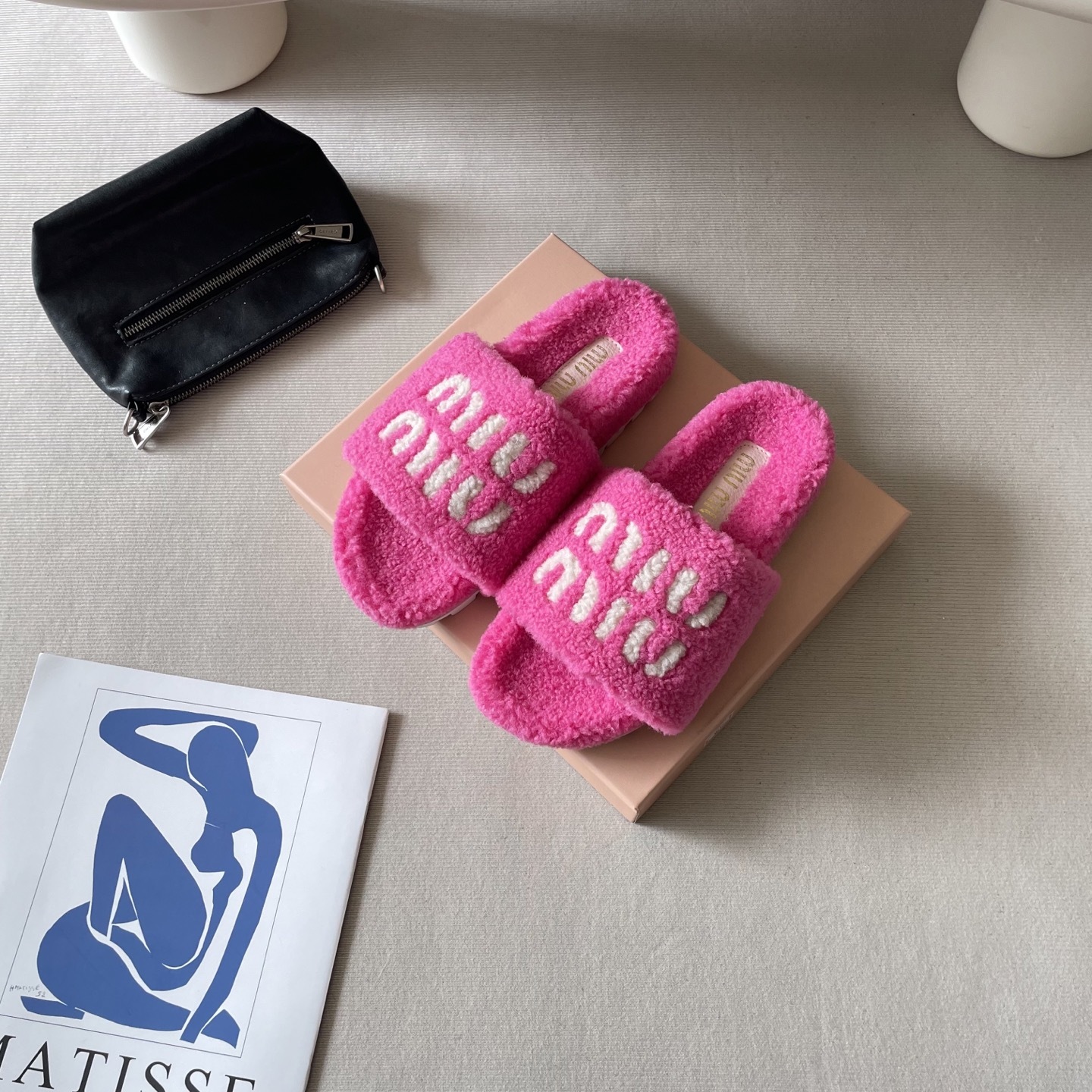 Letter-patterned furry shoes