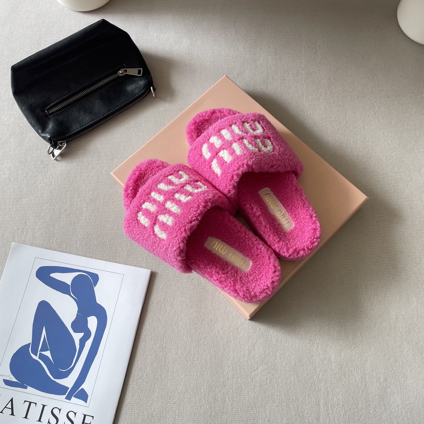 Letter-patterned furry shoes