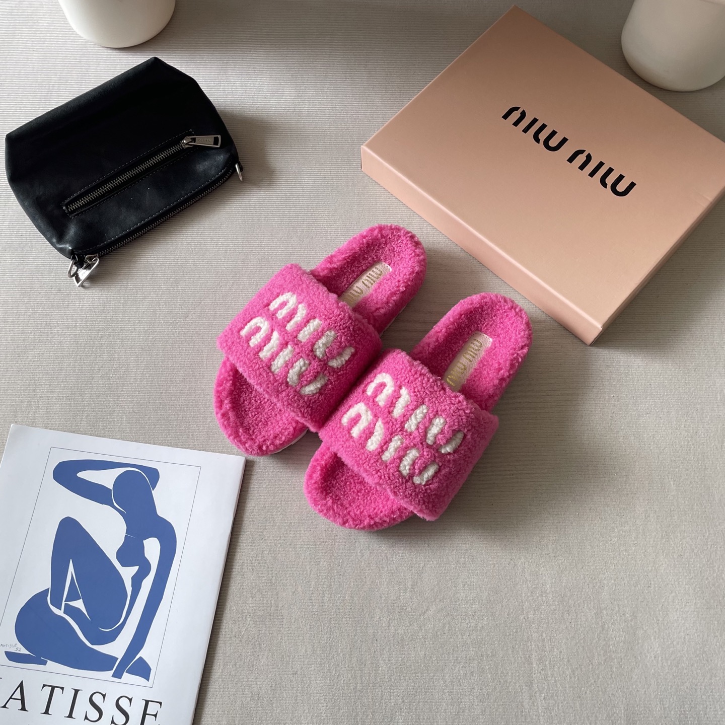 Letter-patterned furry shoes