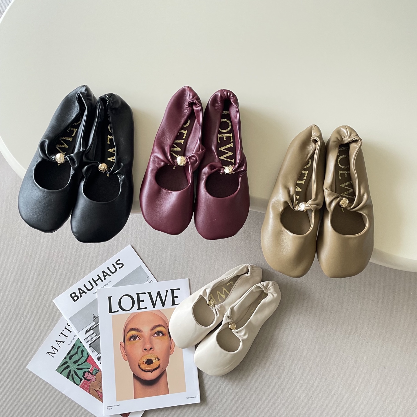 Beautiful and stylish petal-shaped Mary Jane shoes