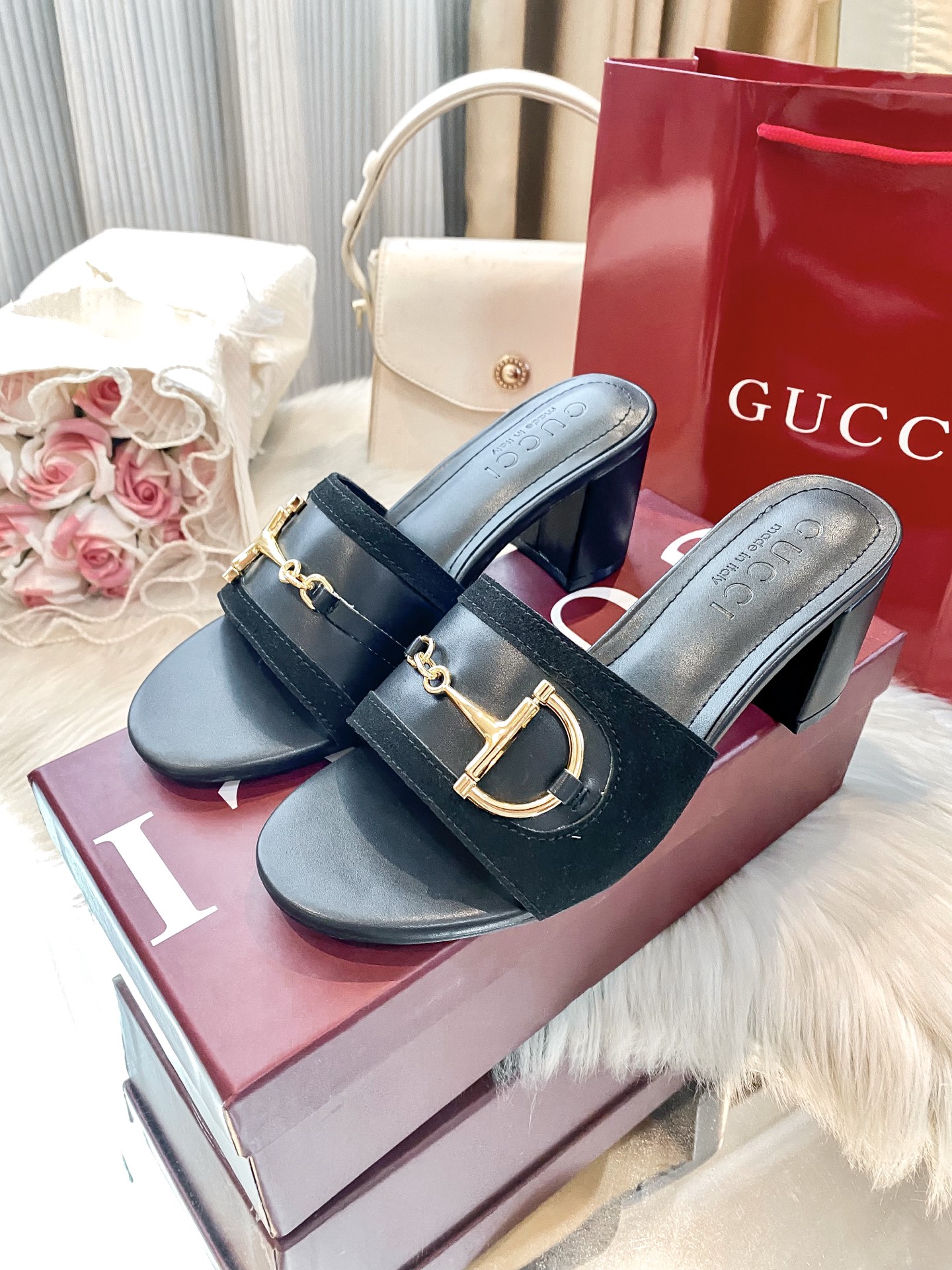 Brand new chunky-heeled slippers