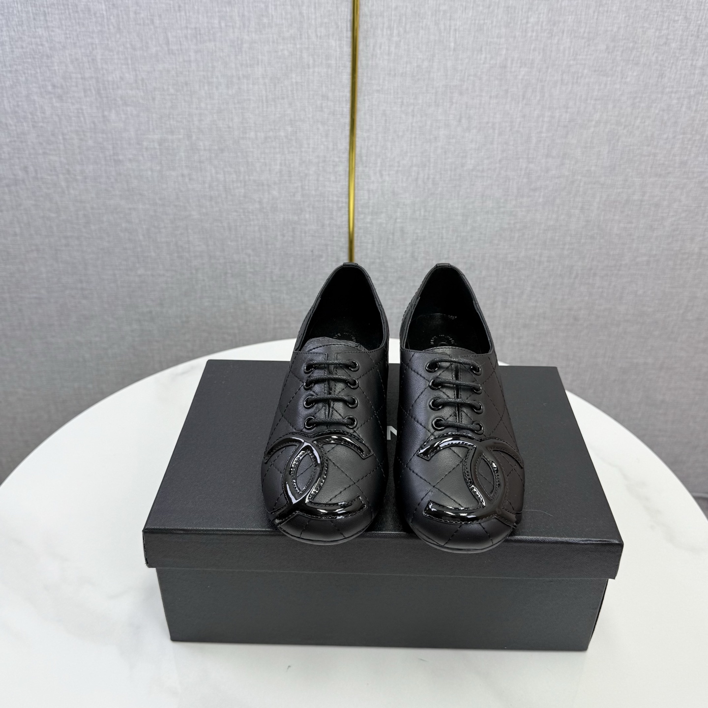 Double C buckle loafers