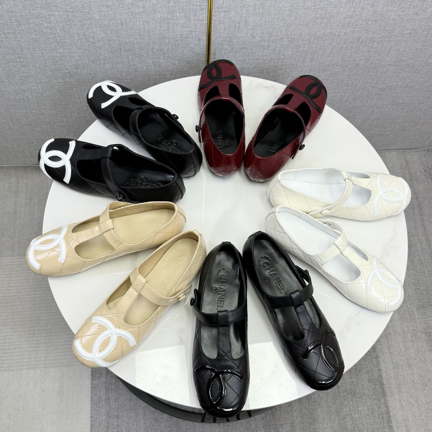 Double C buckle loafers