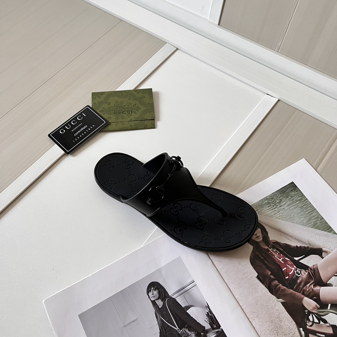 Retro flip-flops