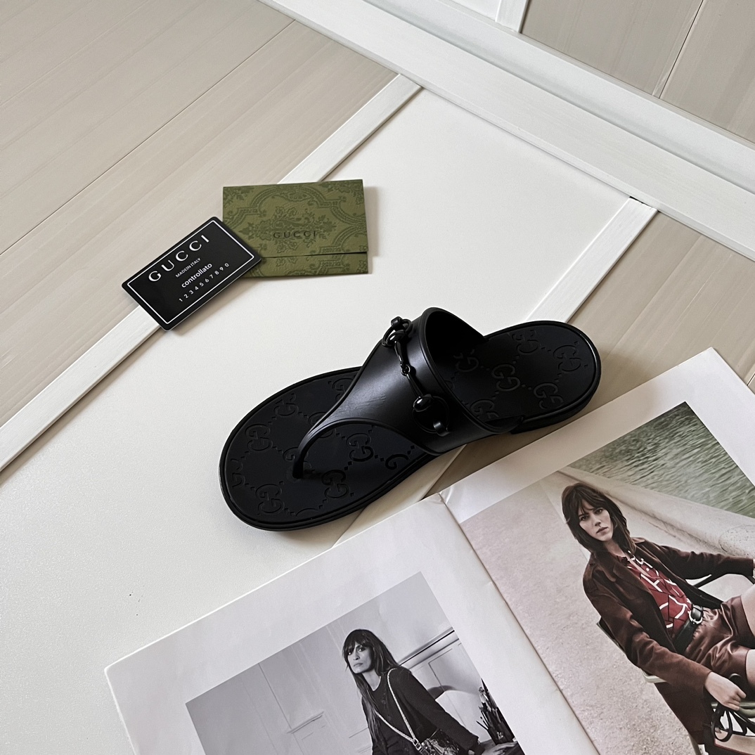 Retro flip-flops