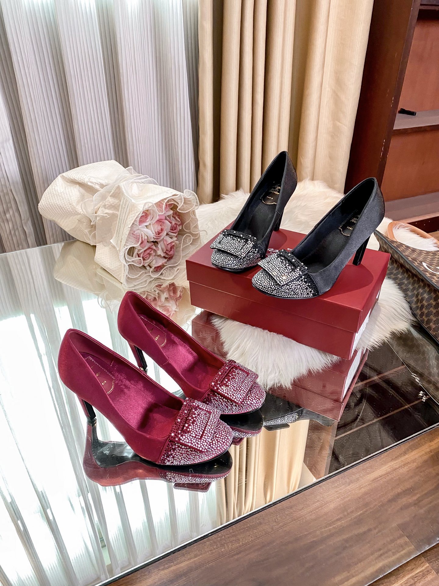 Classic rhinestone-embellished flat shoes