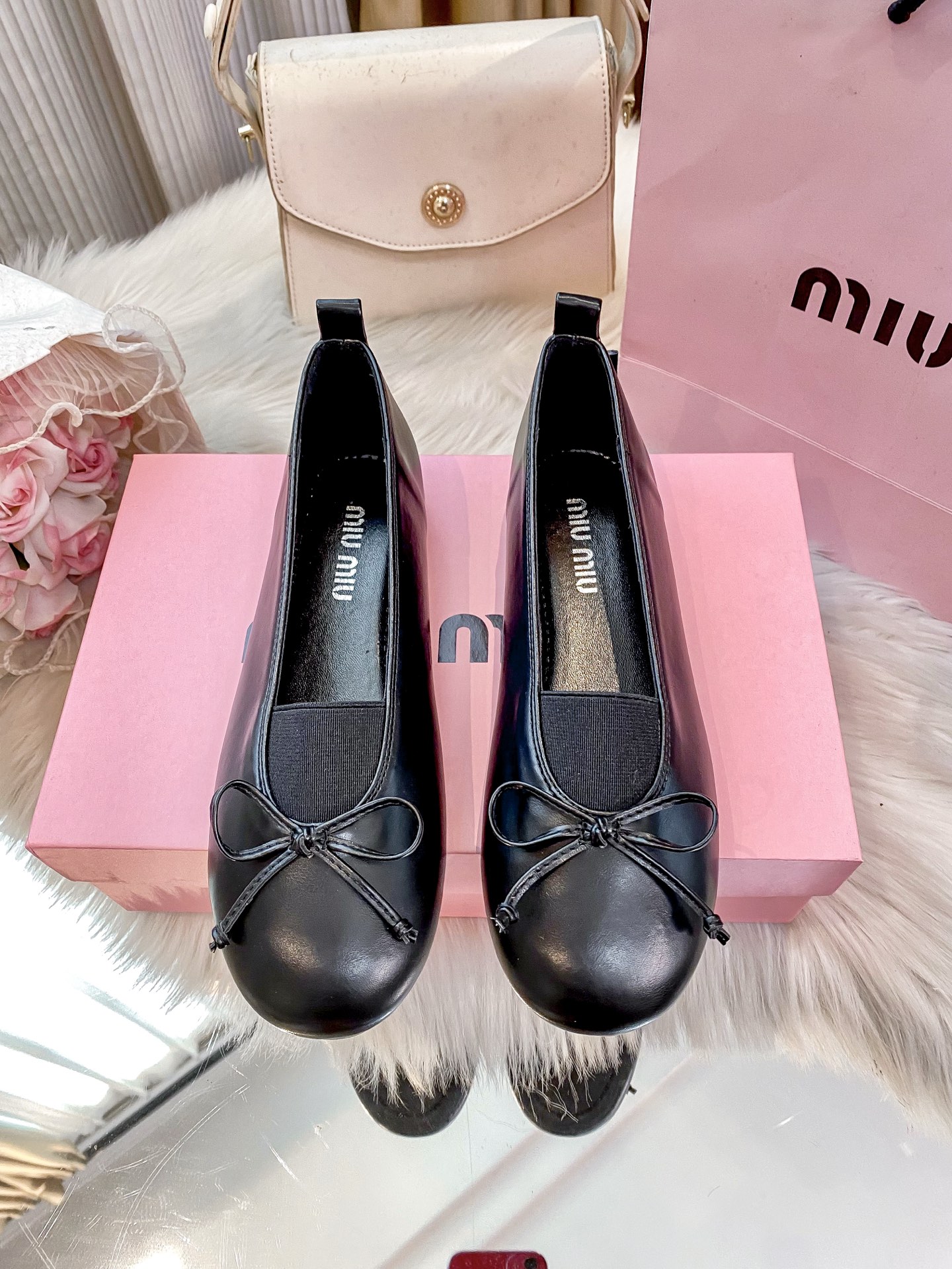 New flat ballet shoes for women