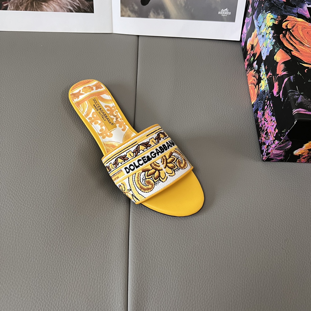 Hand-embroidered slippers