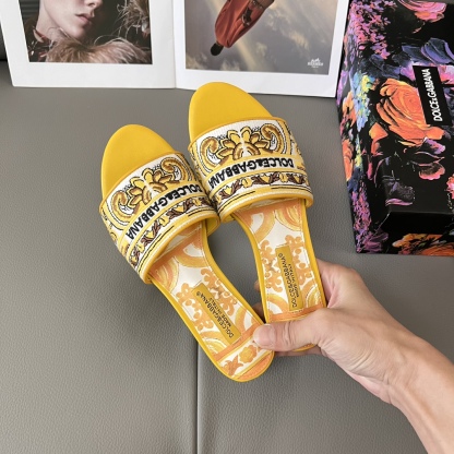 Hand-embroidered slippers