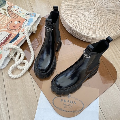 Autumn/Winter Chelsea Boots