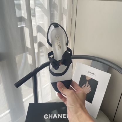 Bowknot hollow mesh fabric