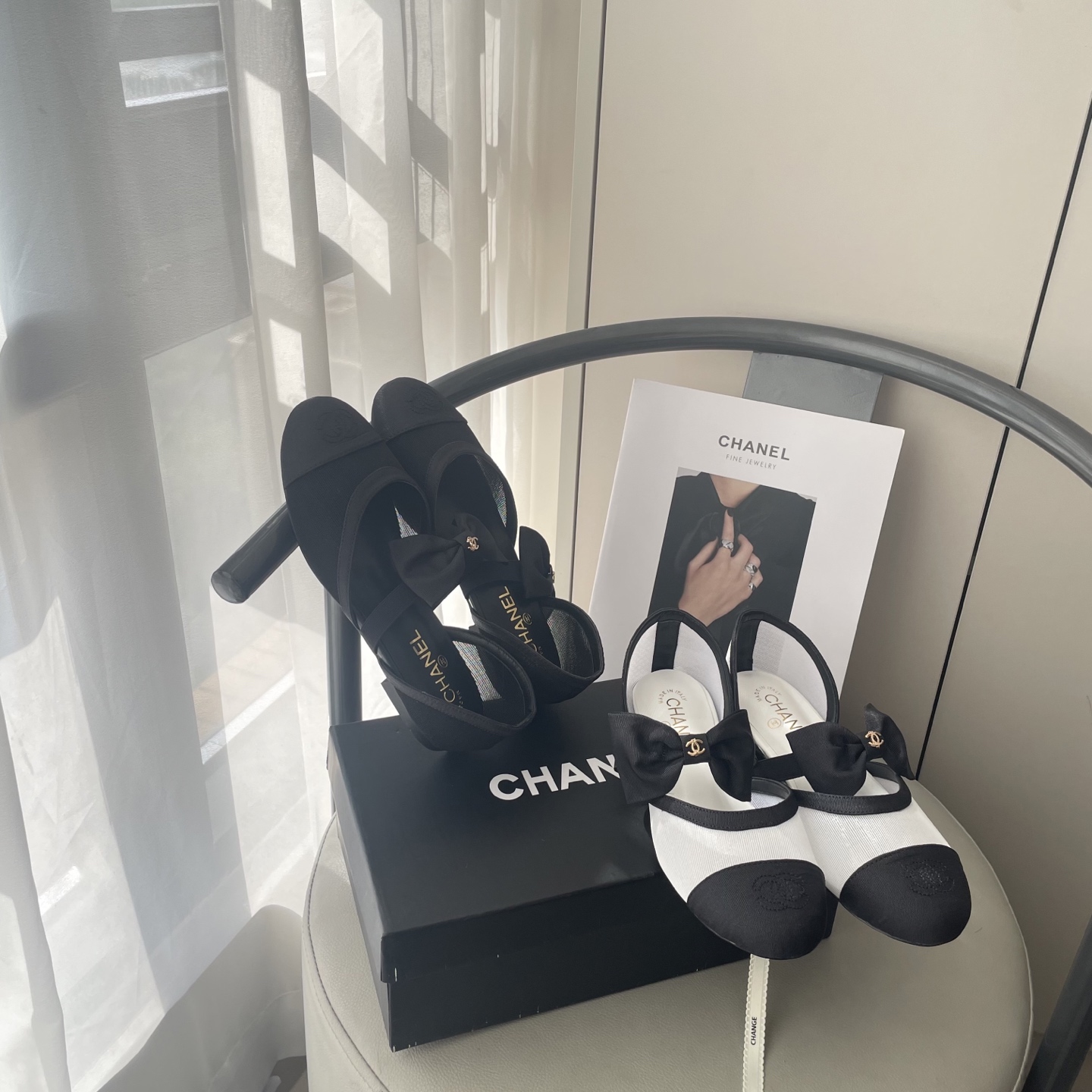 Bowknot hollow mesh fabric