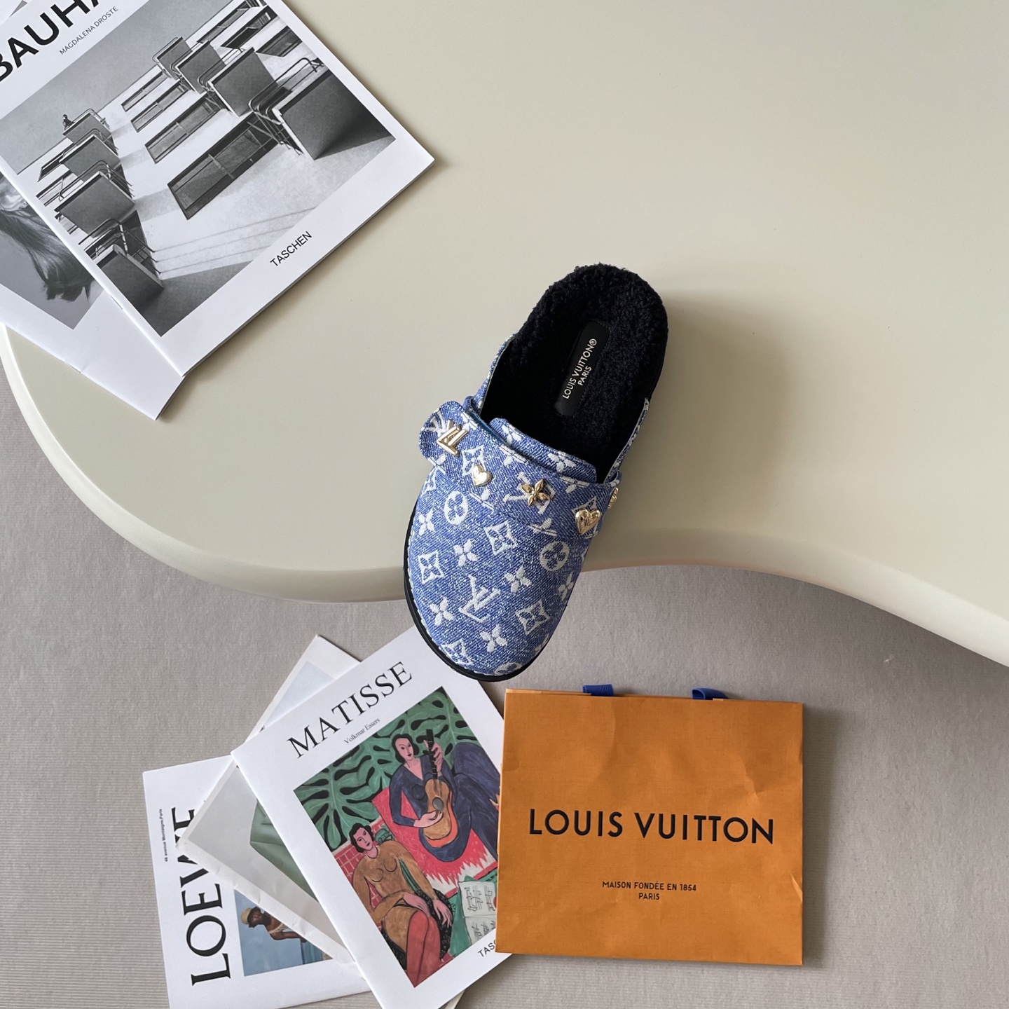 Printed head-covering couple's slippers