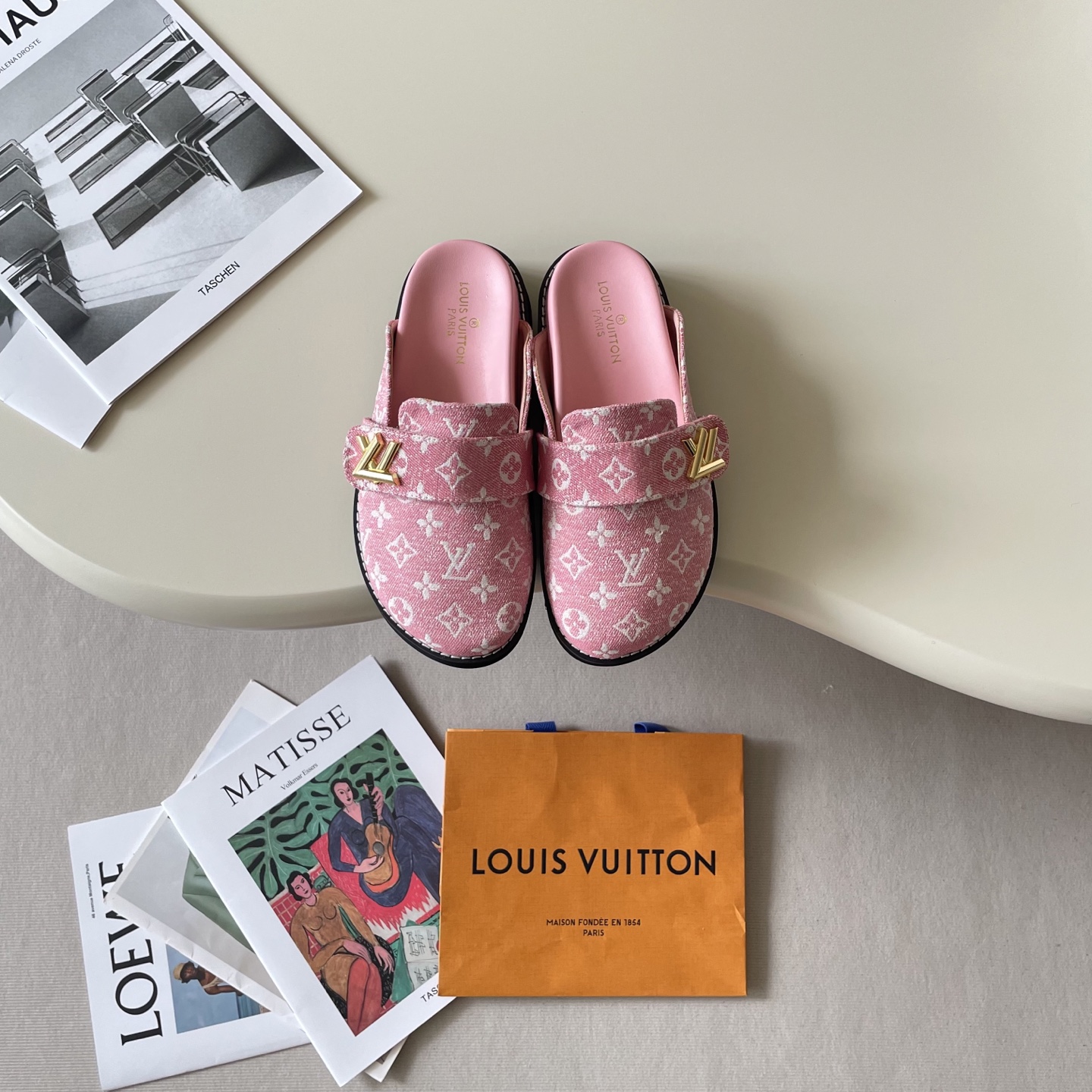 Printed head-covering couple's slippers