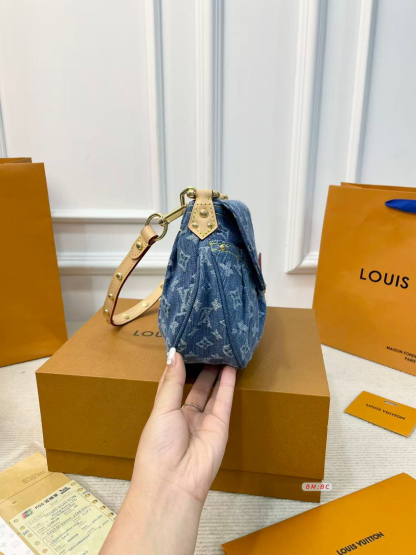 Denim dumpling bag