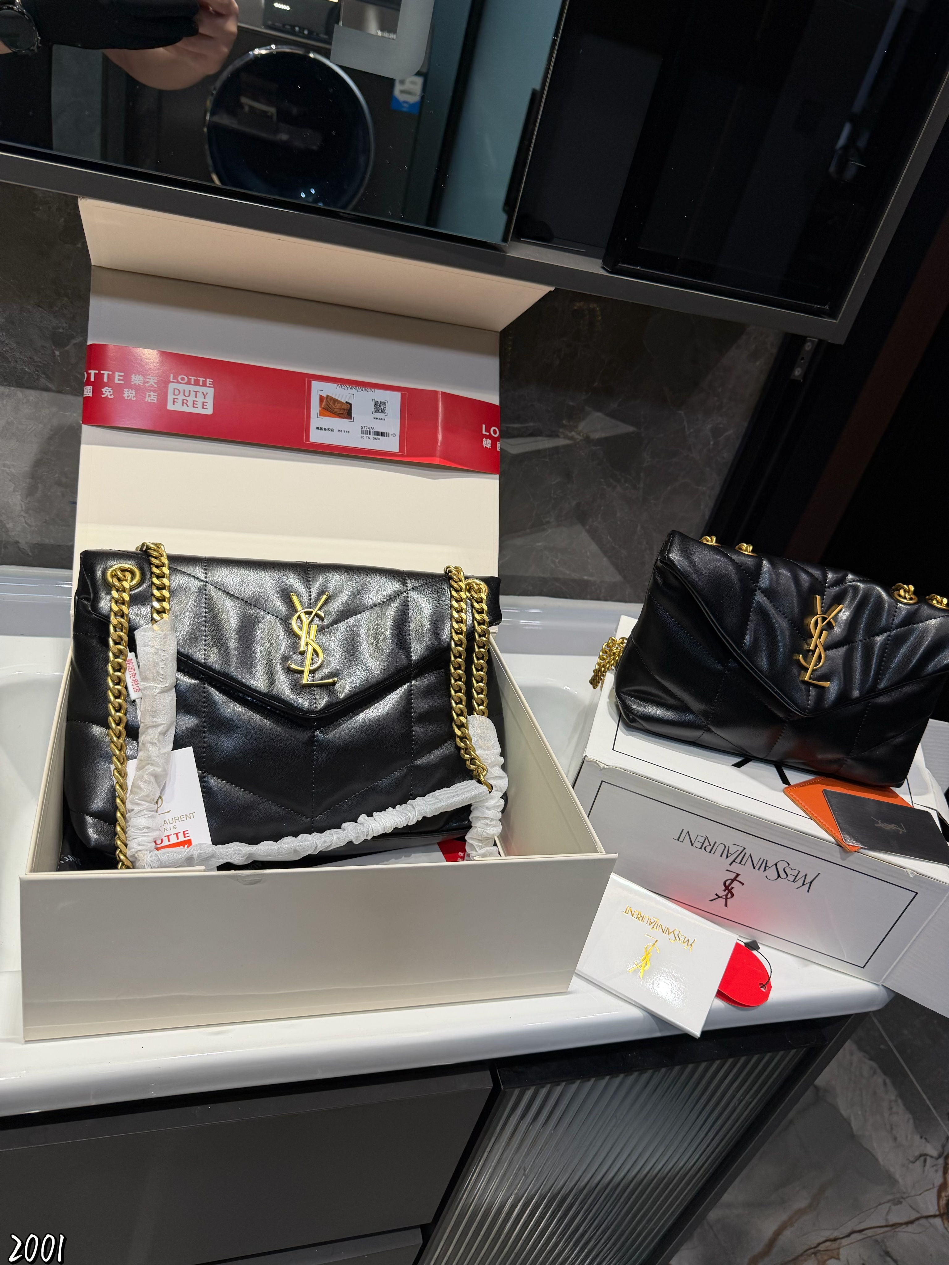 Soft and fluffy cloud-shaped buns