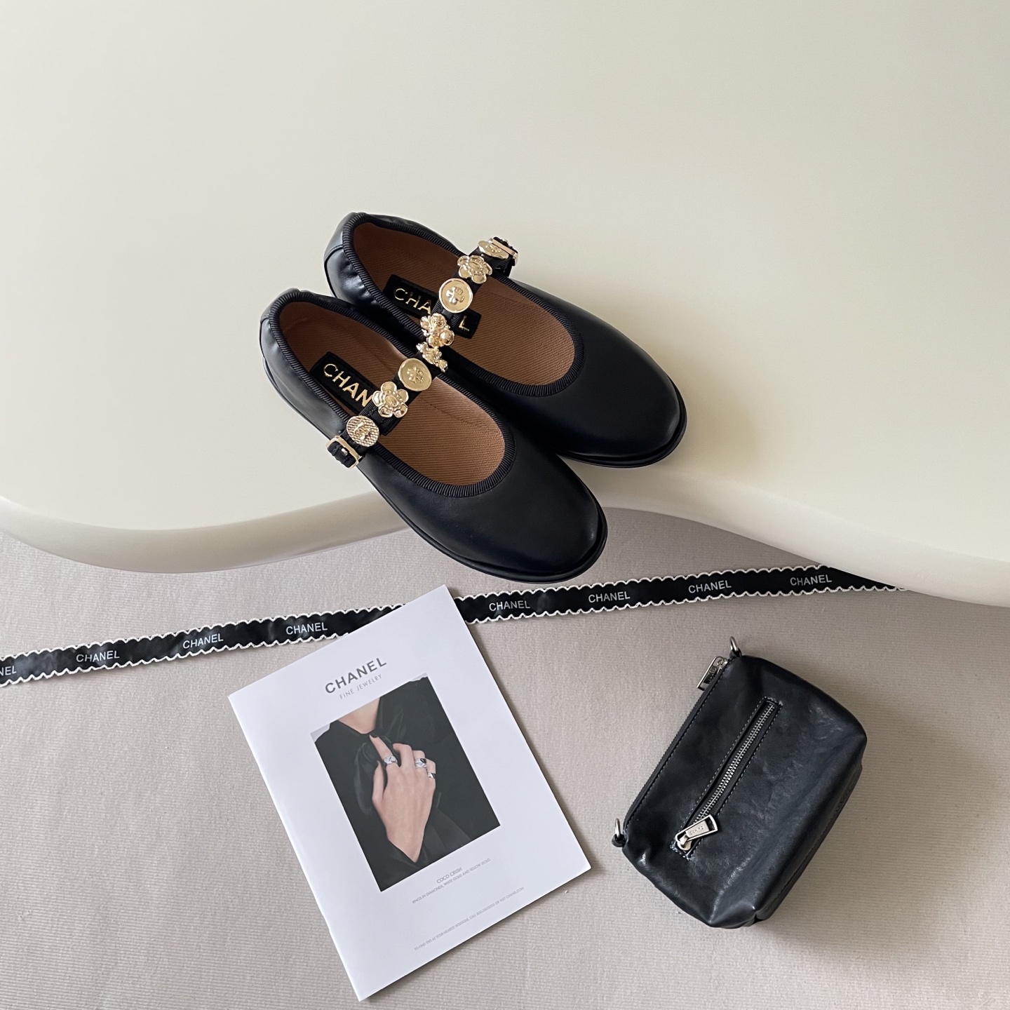 Autumn/Winter Limited Edition Four-Leaf Clover Flat Shoes