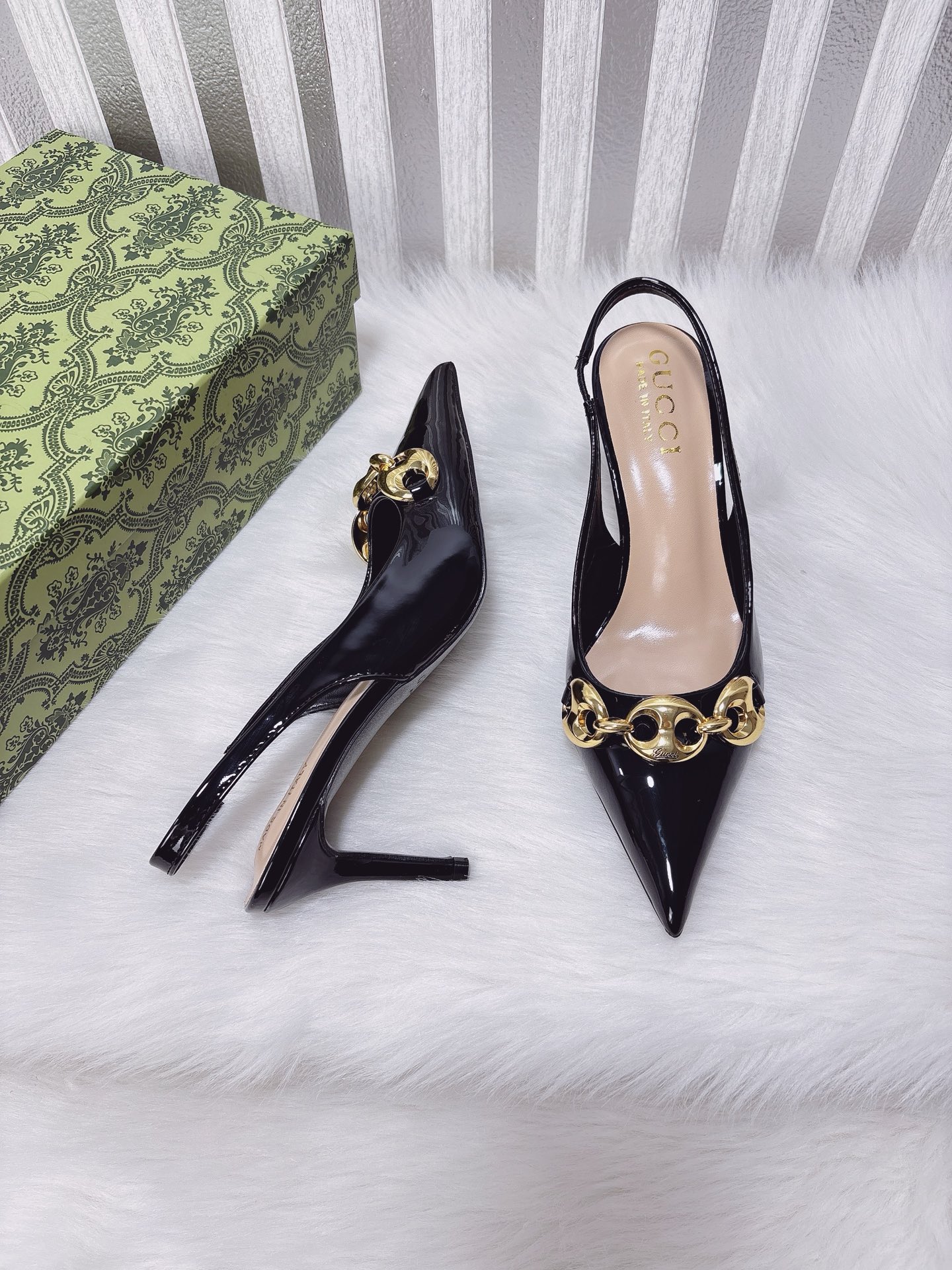 Chain-detail high-heeled sandals/kitten heels