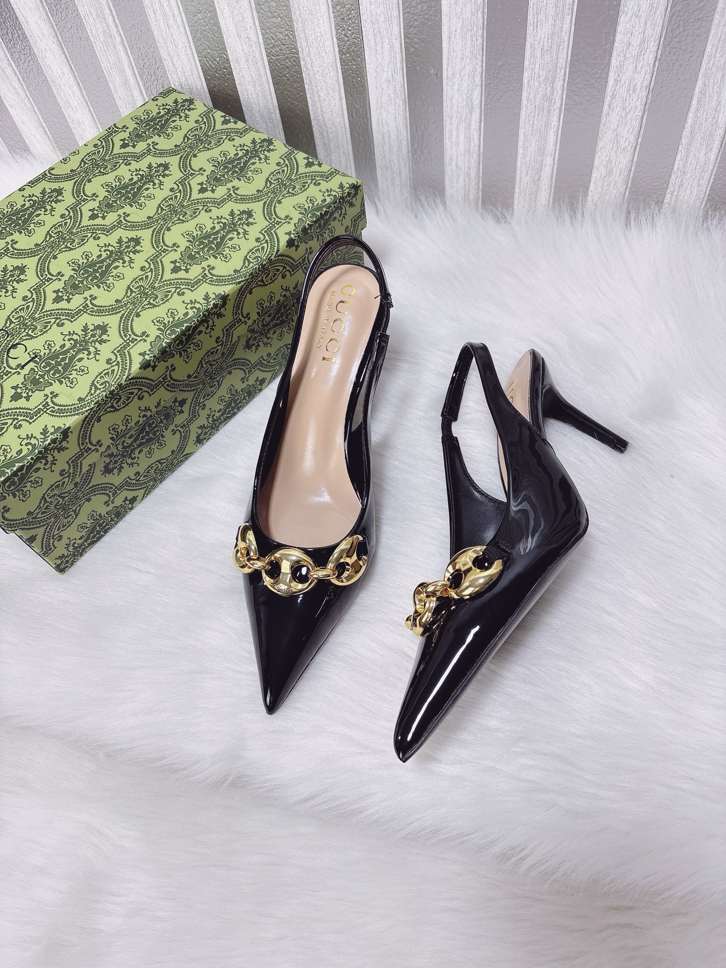 Chain-detail high-heeled sandals/kitten heels