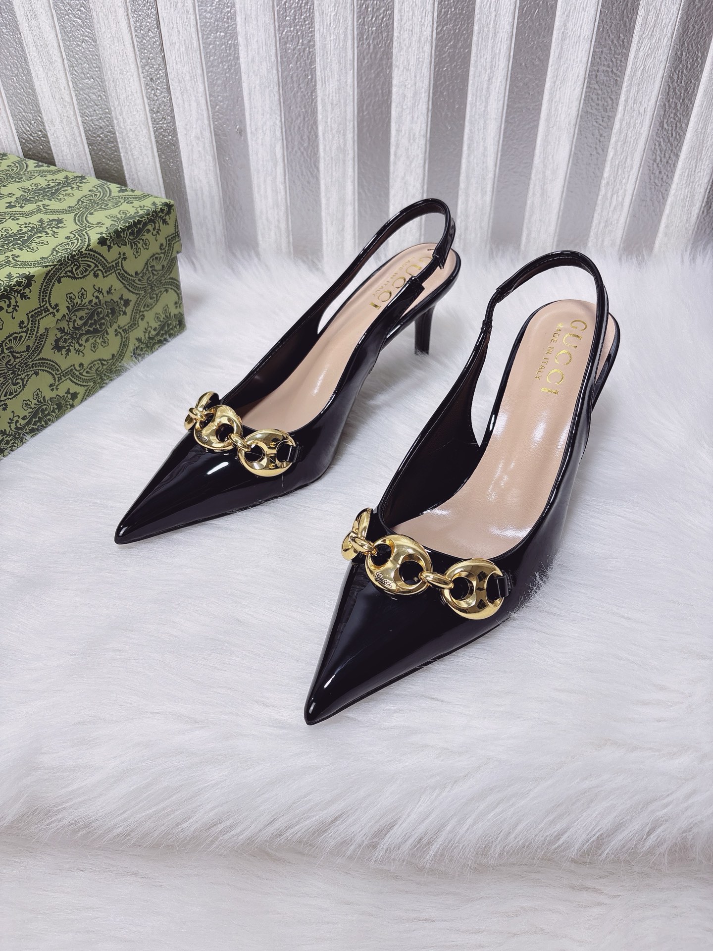 Chain-detail high-heeled sandals/kitten heels