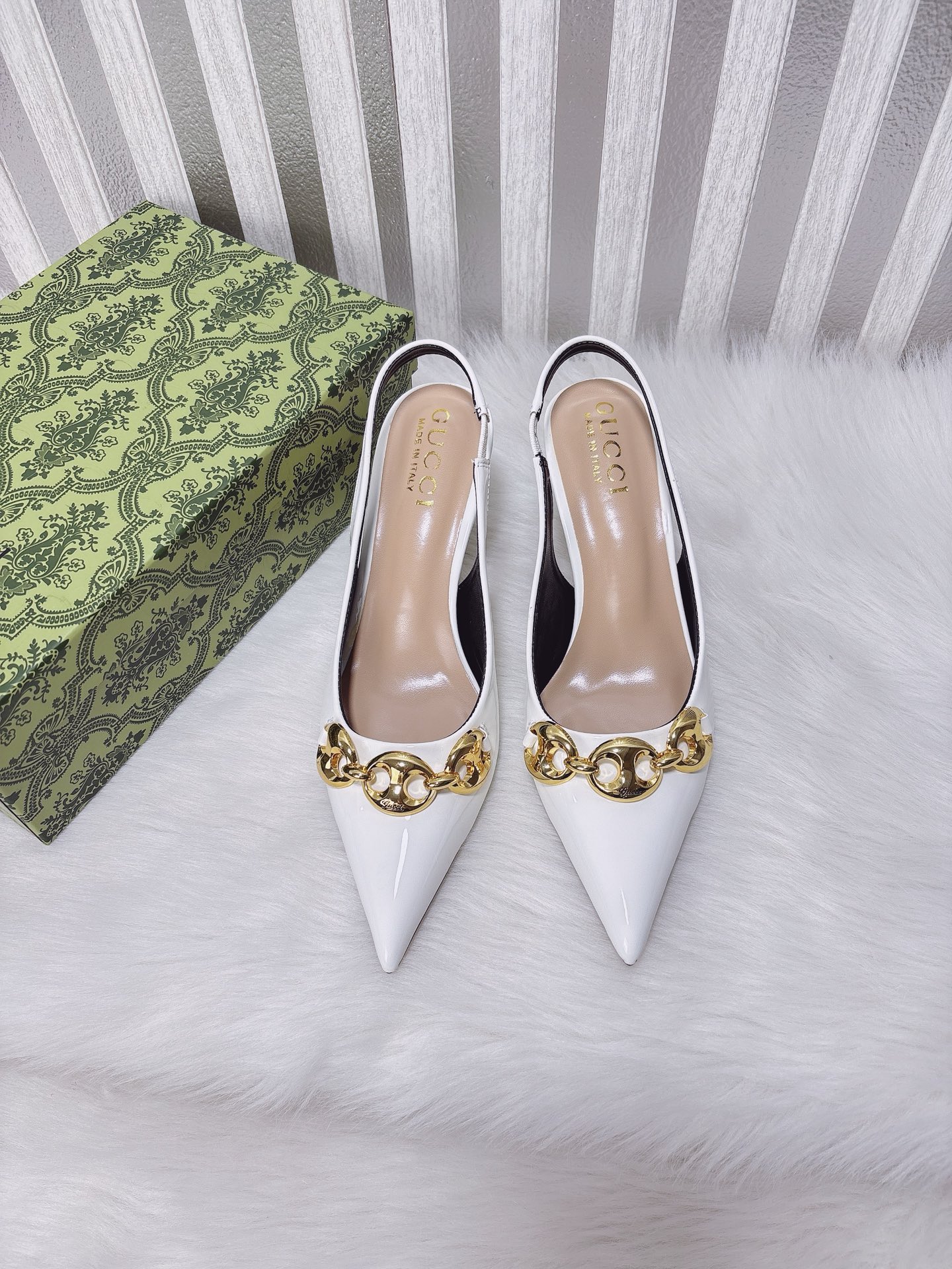 Chain-detail high-heeled sandals/kitten heels