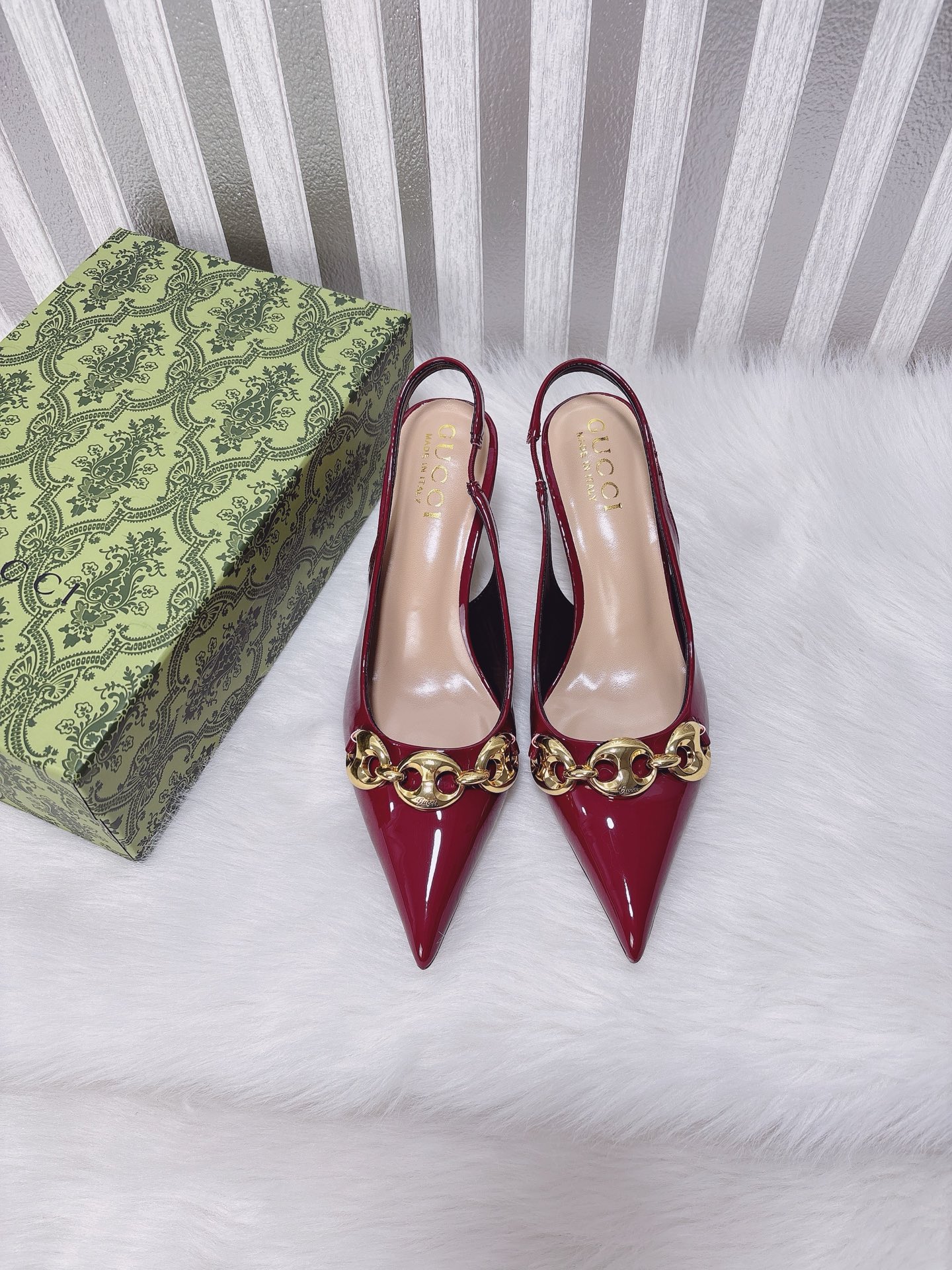 Chain-detail high-heeled sandals/kitten heels