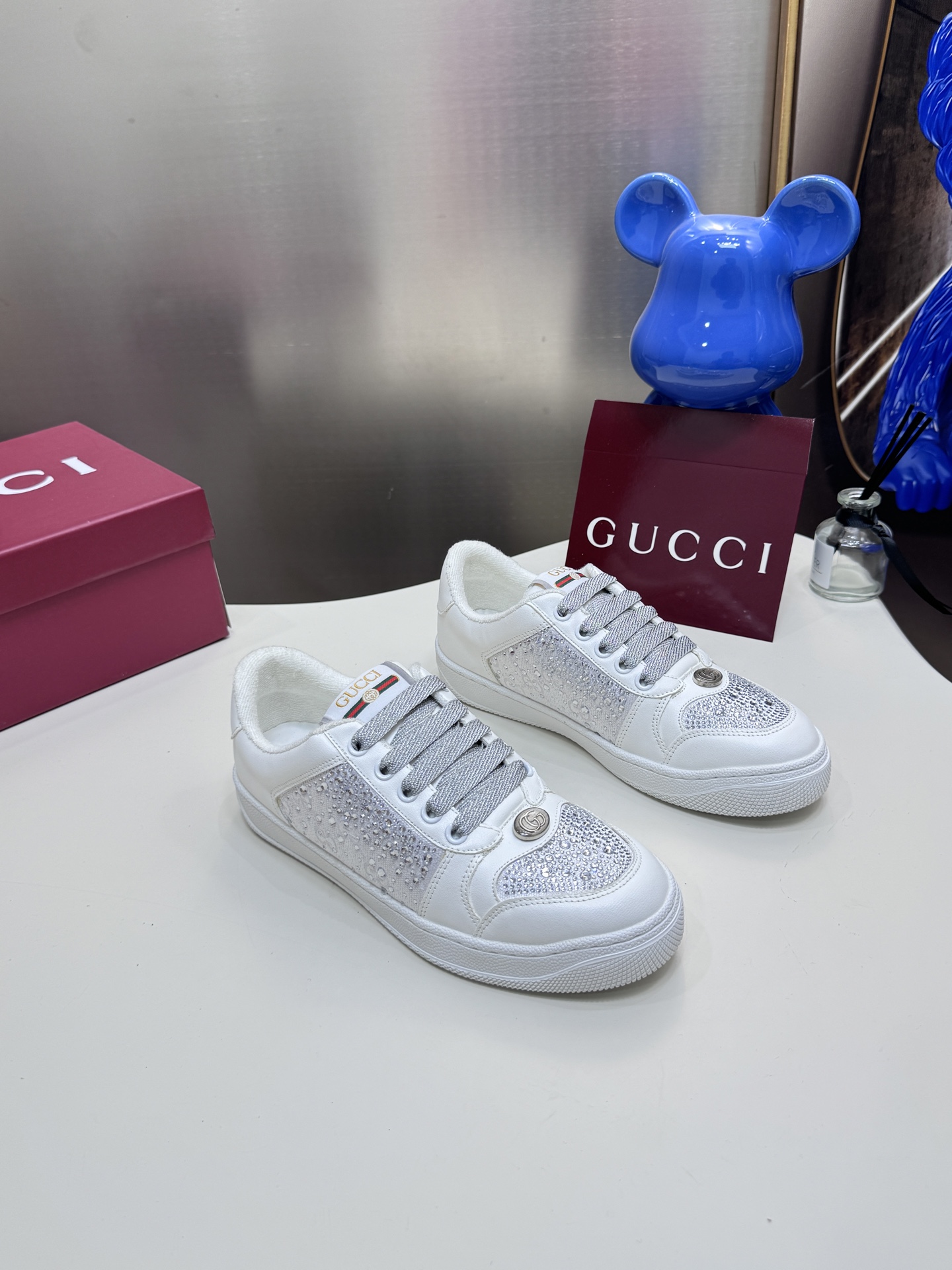 Distressed casual sneakers