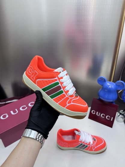 Distressed casual sneakers