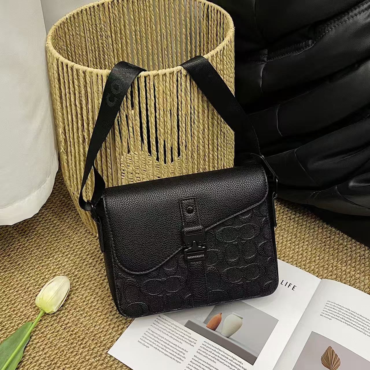 Stylish flap-closure casual shoulder bag