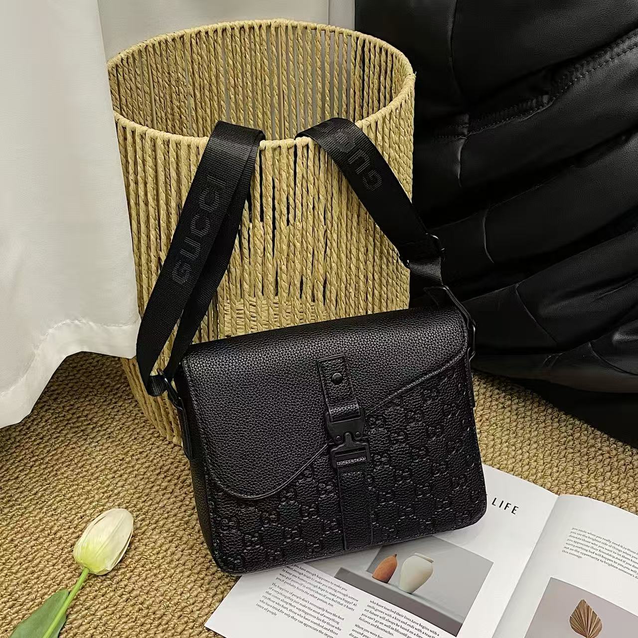 Stylish flap-closure casual shoulder bag