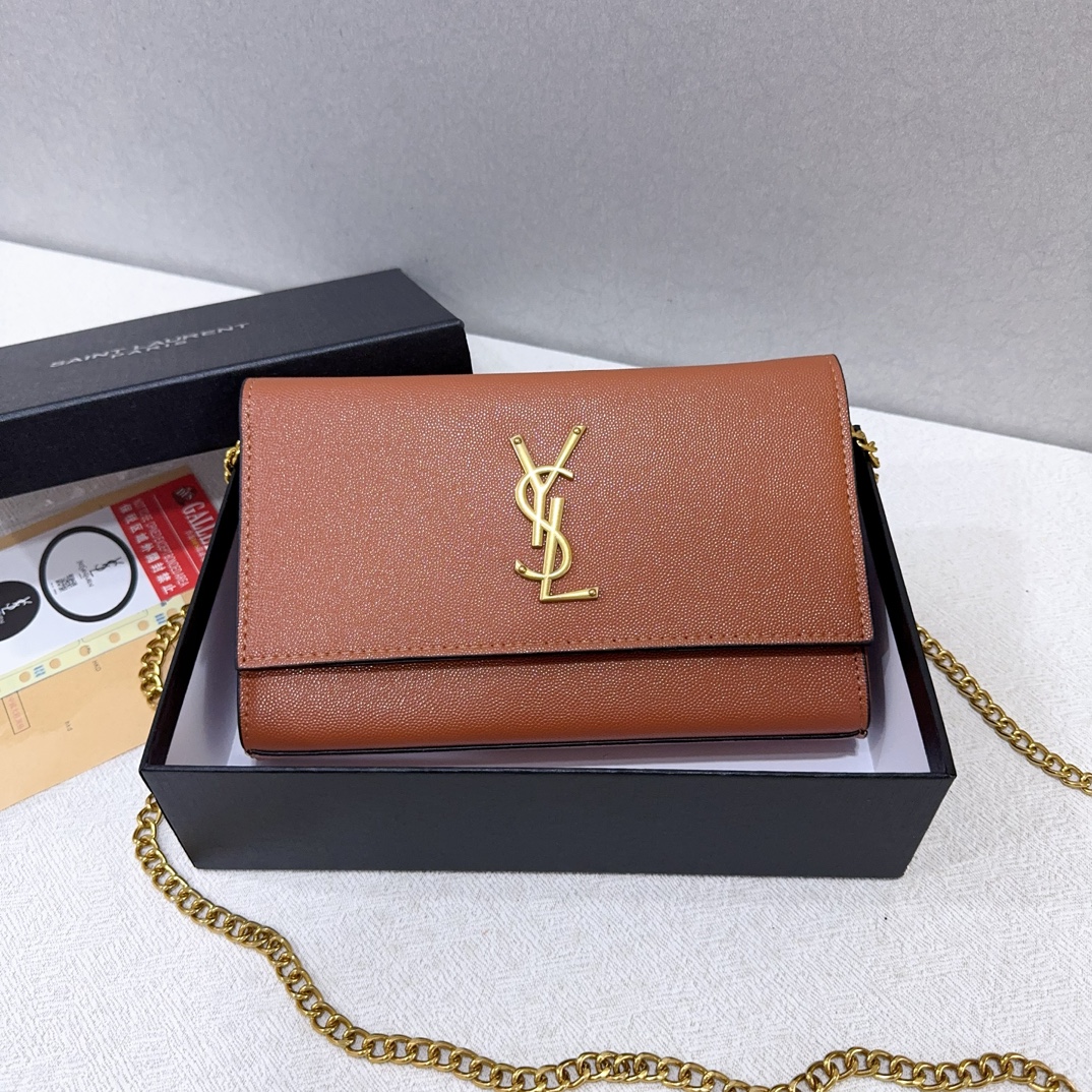 New chain strap envelope bag