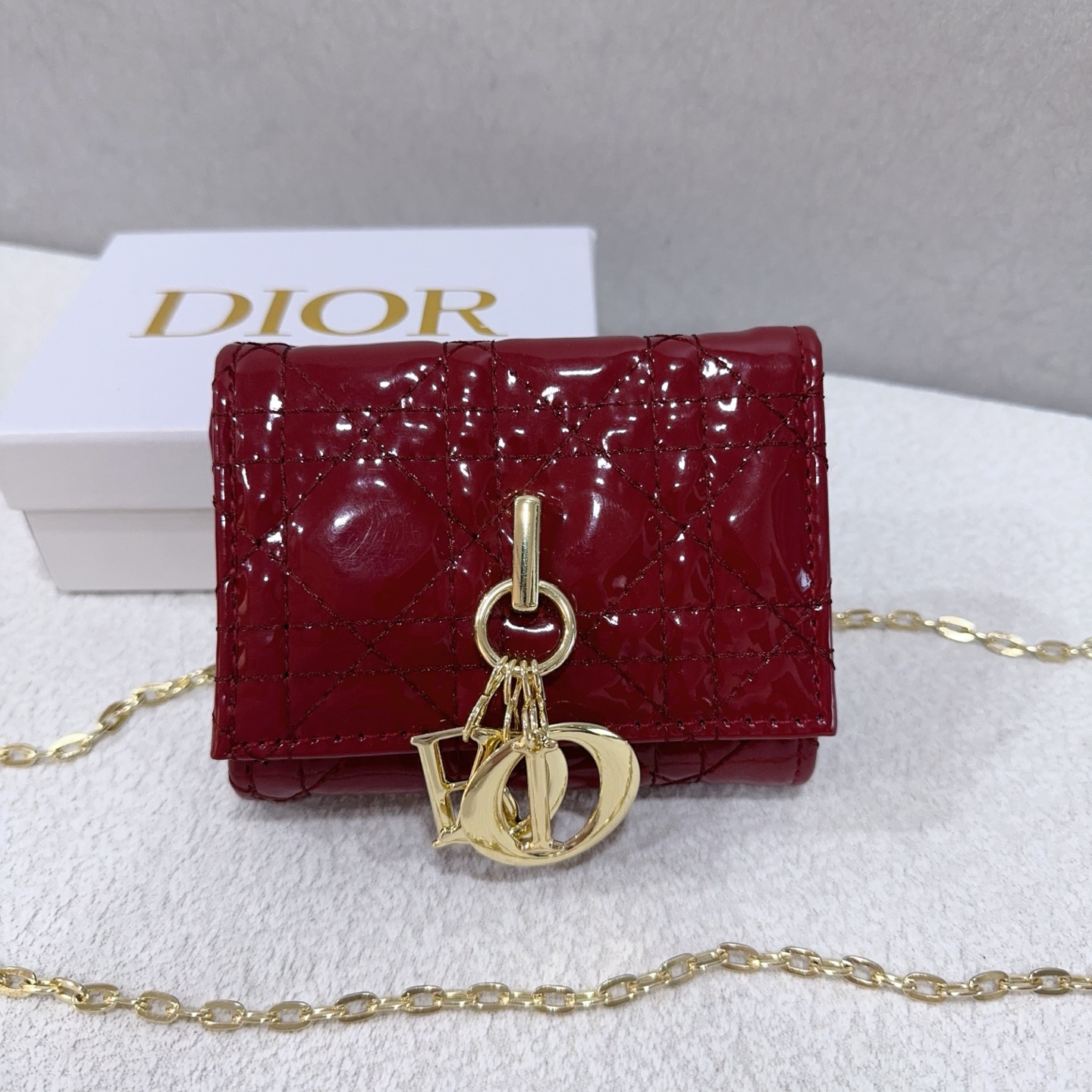 Fashionable and classic styles