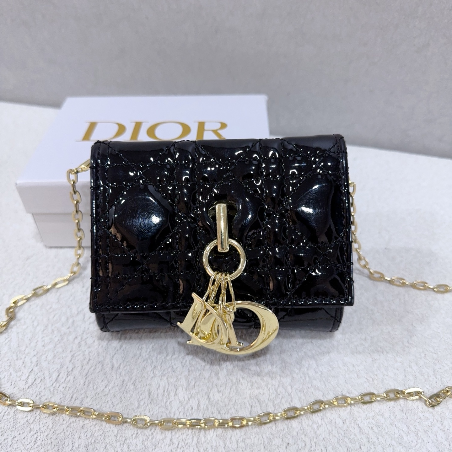 Fashionable and classic styles