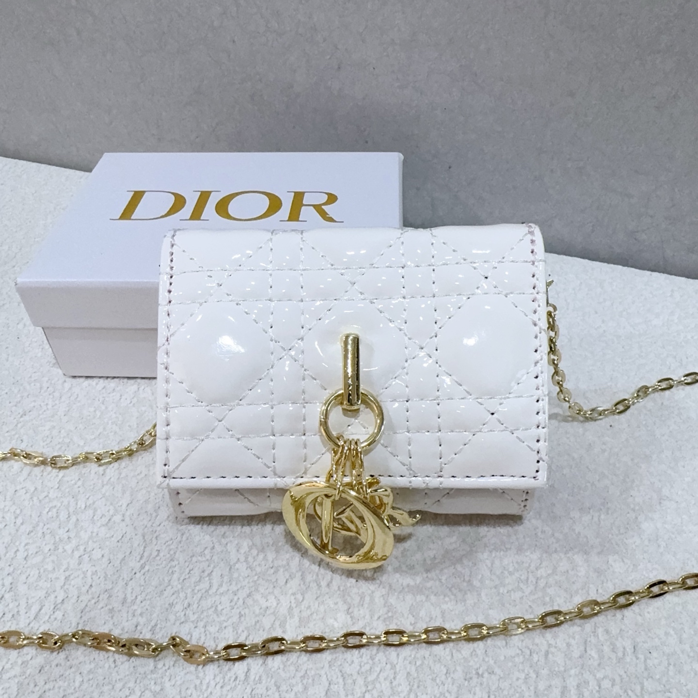 Fashionable and classic styles