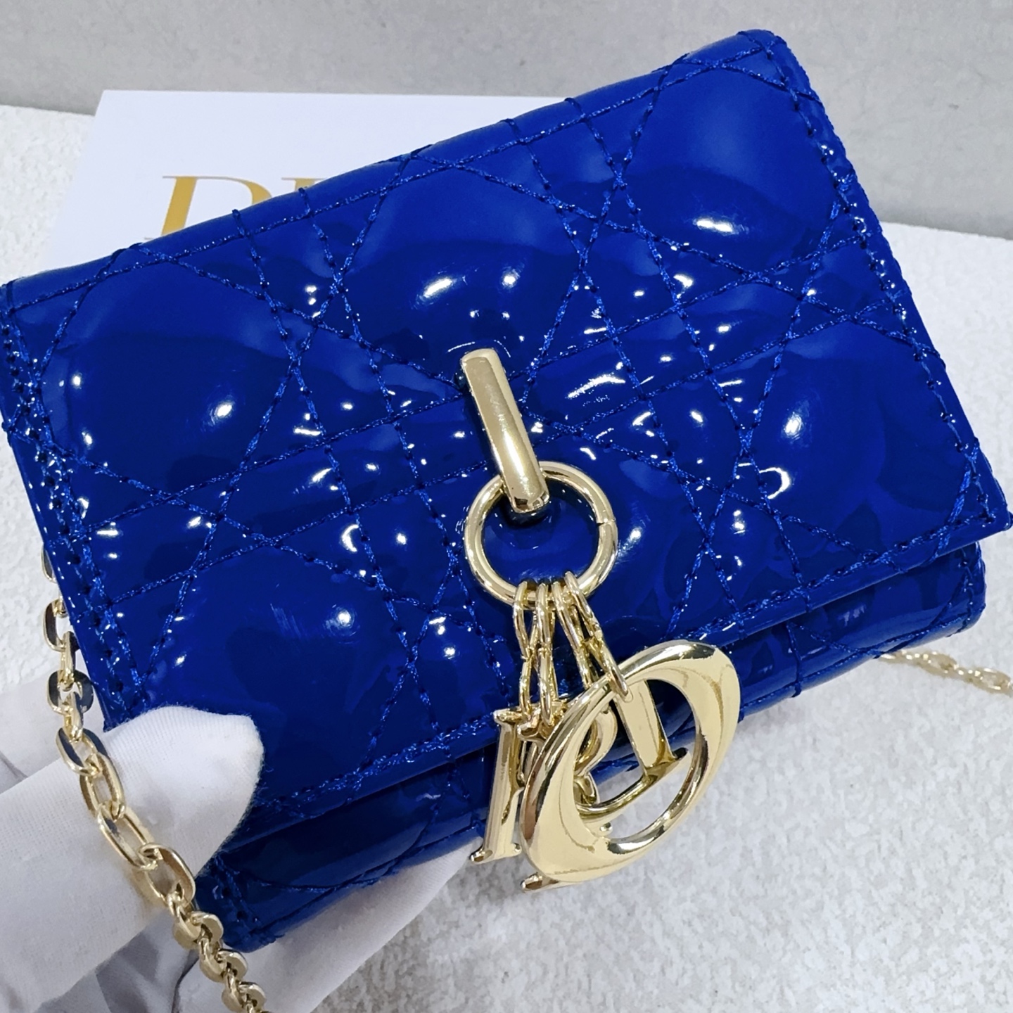 Fashionable and classic styles