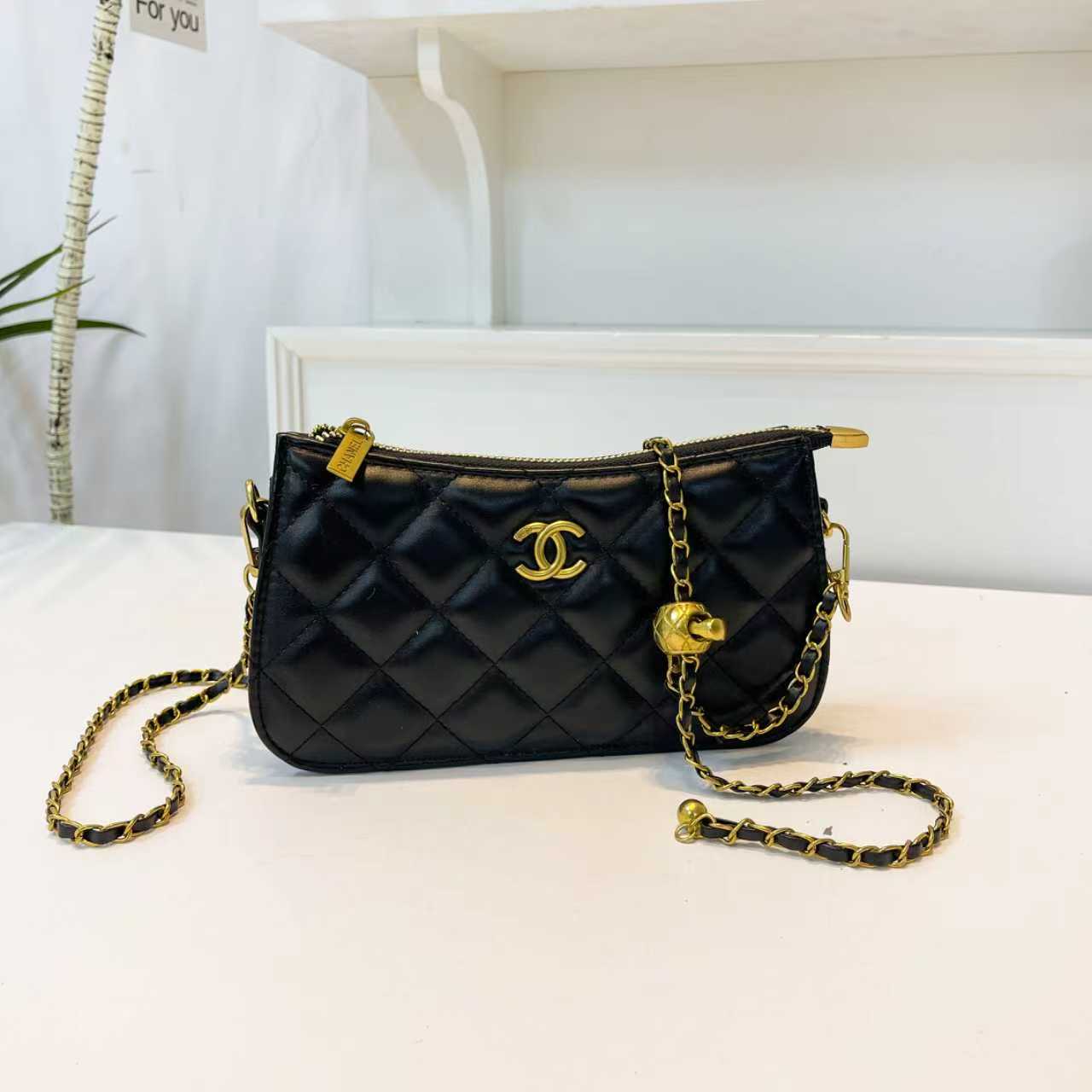 New stylish single-shoulder crossbody bag