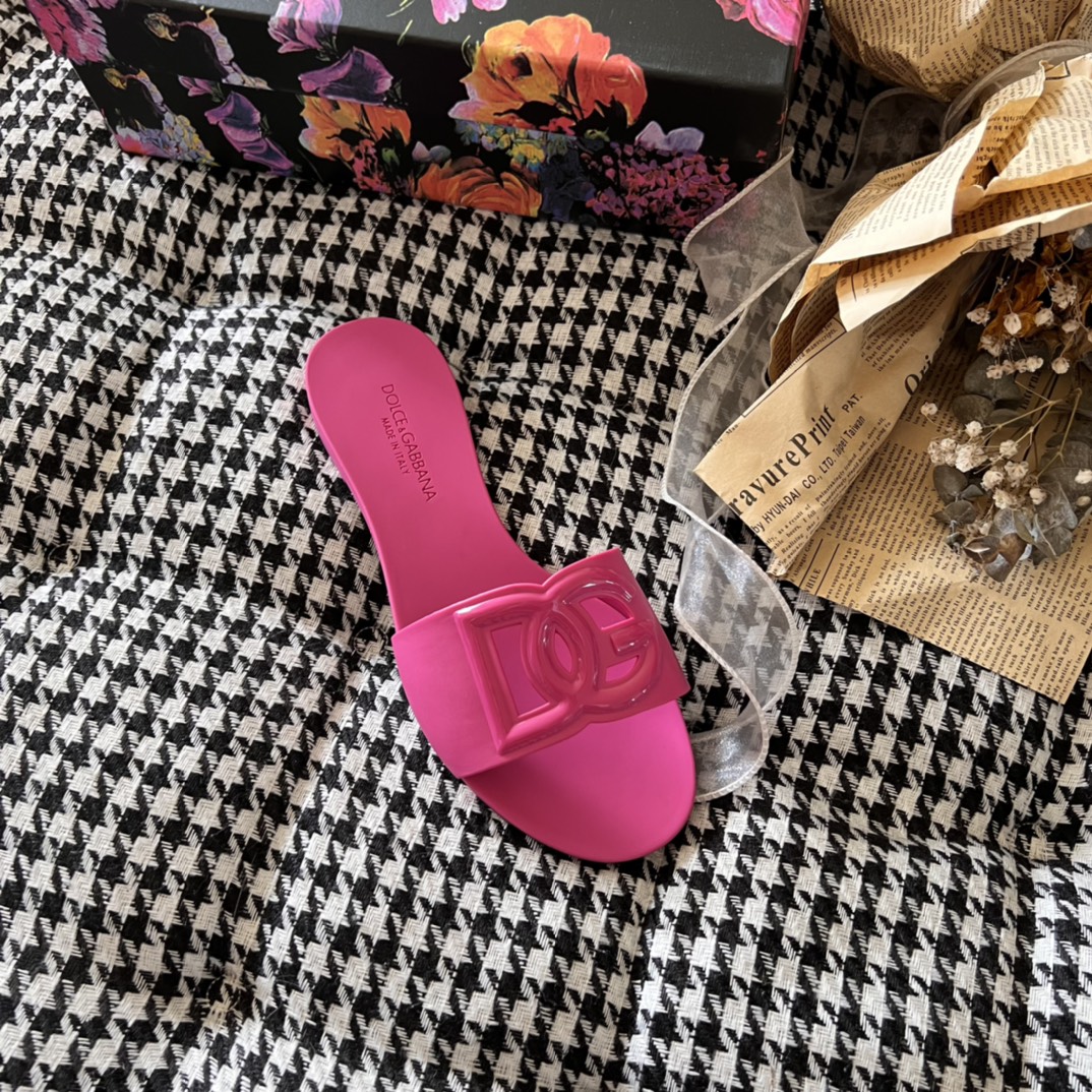 Early Summer Jelly Sandals