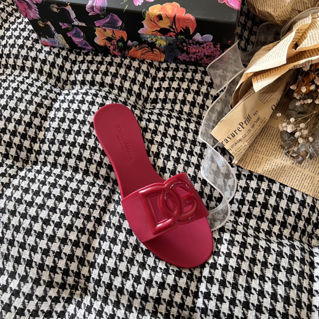 Early Summer Jelly Sandals