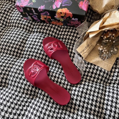Early Summer Jelly Sandals