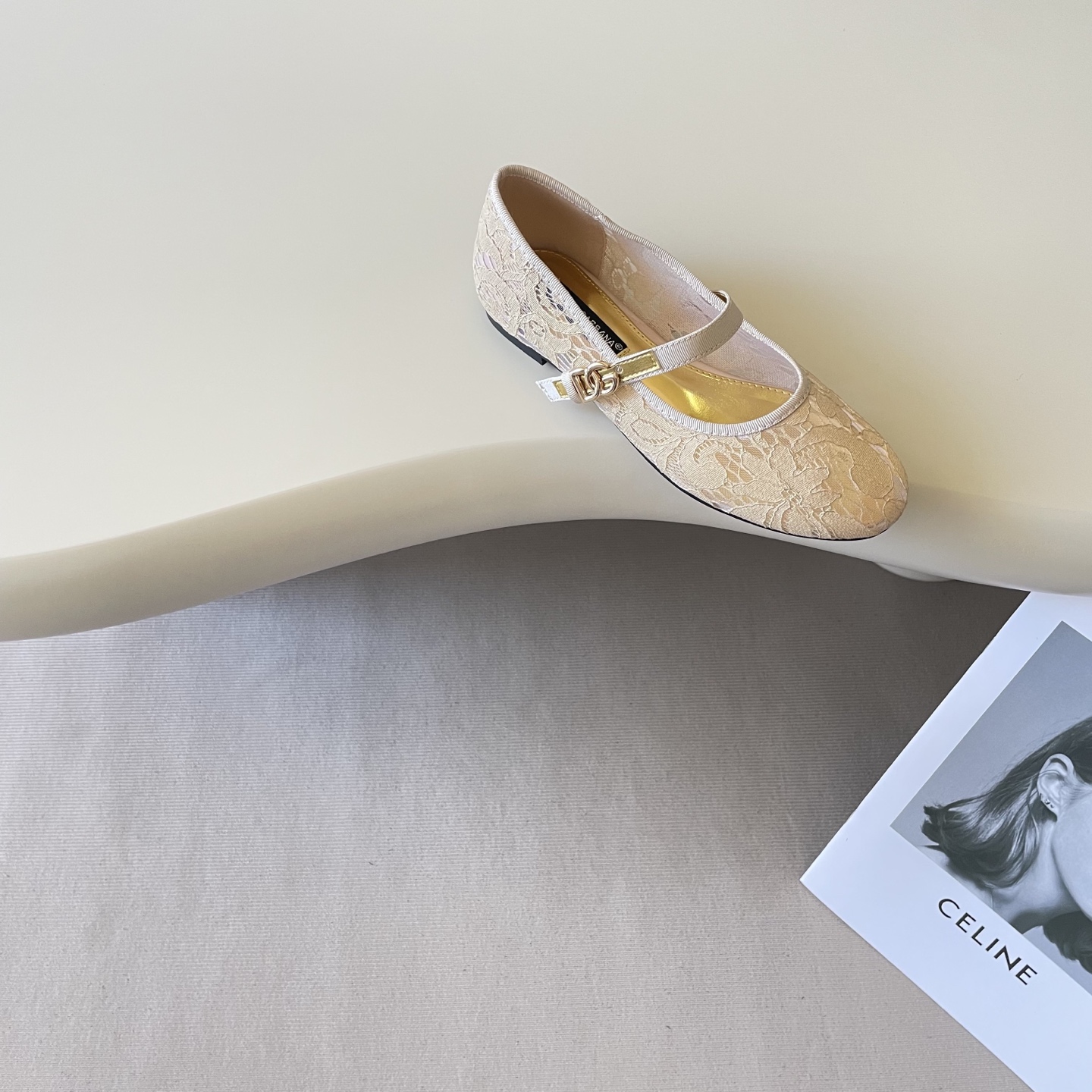 Lace cutout ballet flats