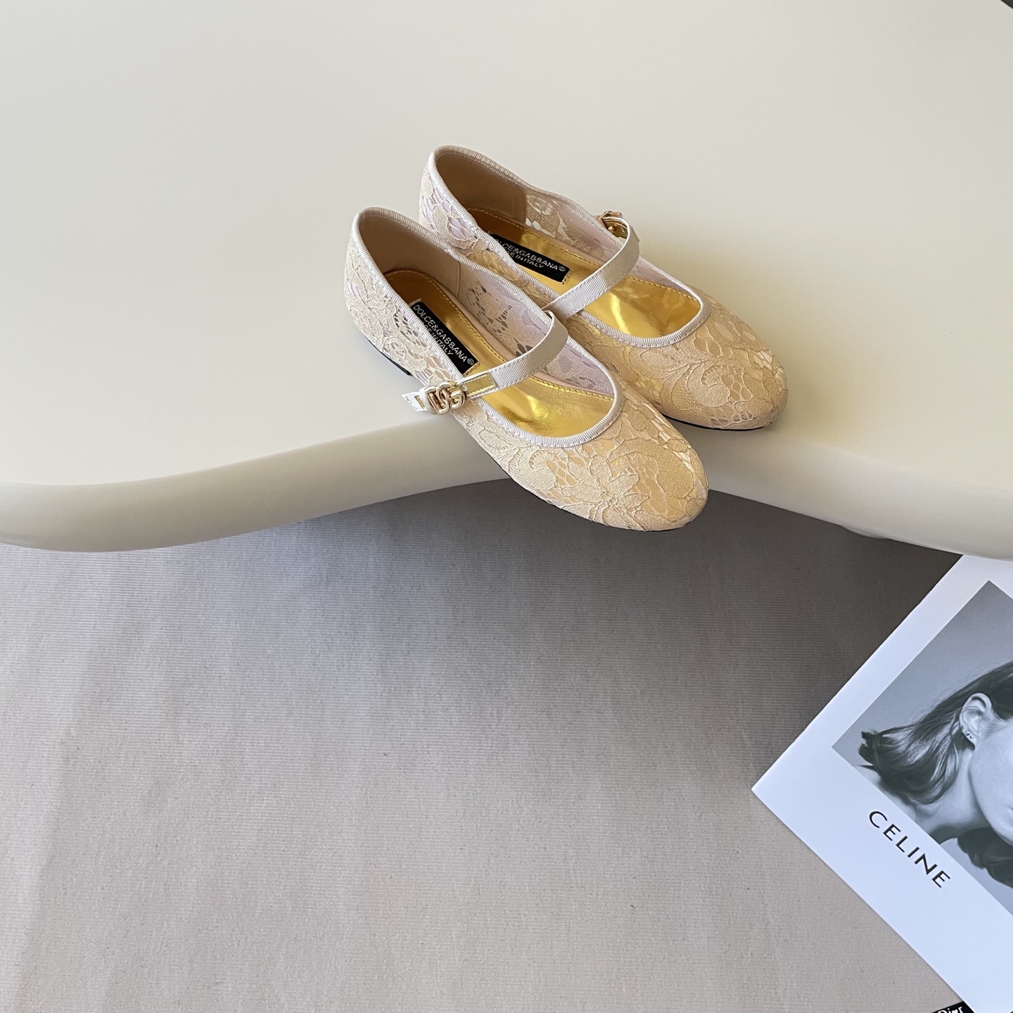Lace cutout ballet flats