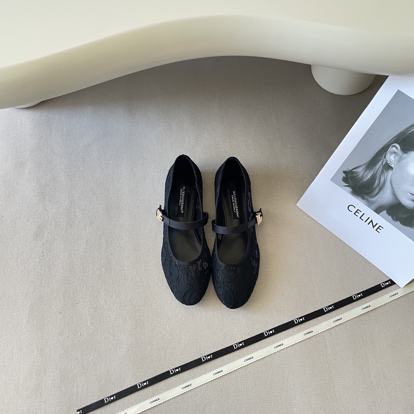 Lace cutout ballet flats