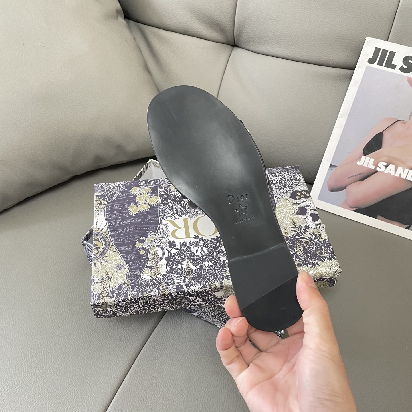 Embroidered Pearl Flat Sandals