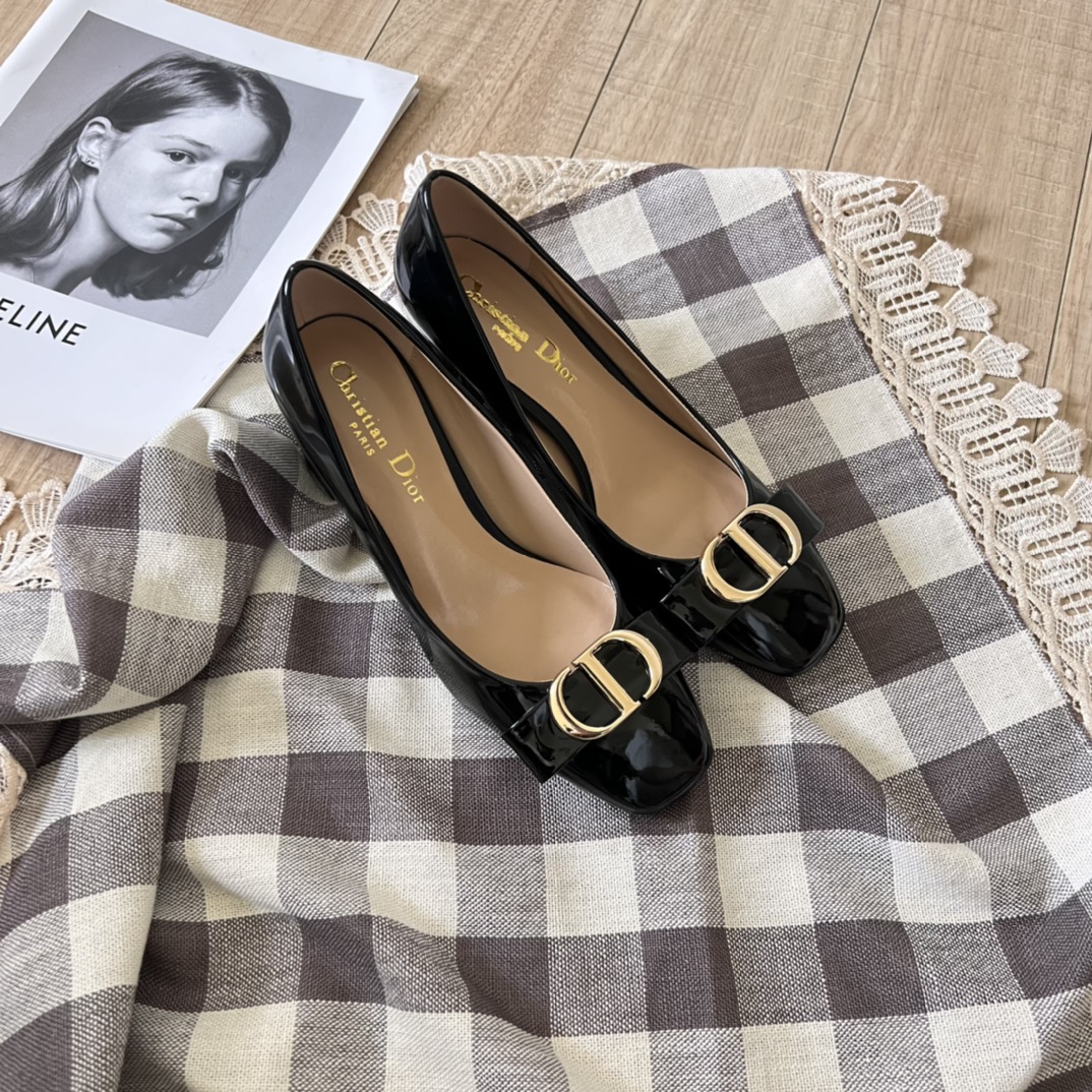 New limited edition chunky-heeled shoes