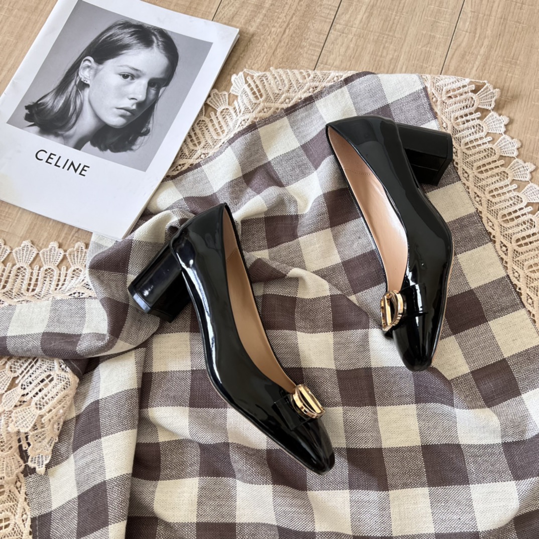 New limited edition chunky-heeled shoes