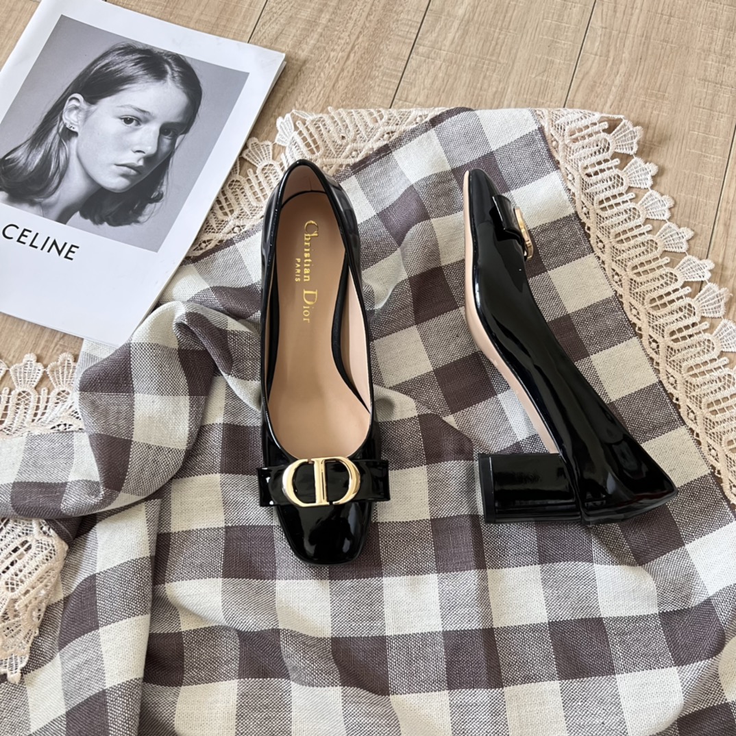 New limited edition chunky-heeled shoes