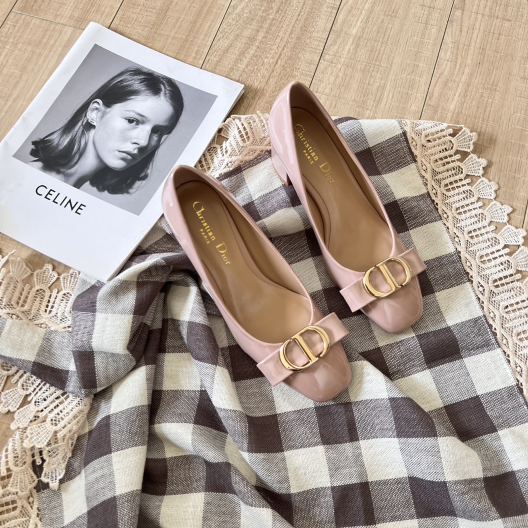 New limited edition chunky-heeled shoes